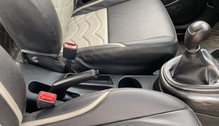 2022 Hyundai GRAND I10 NIOS MAGNA CORPORATE EDITION 1.2 KAPPA VTVT, Petrol, Manual, 17,381 km, Gear Lever