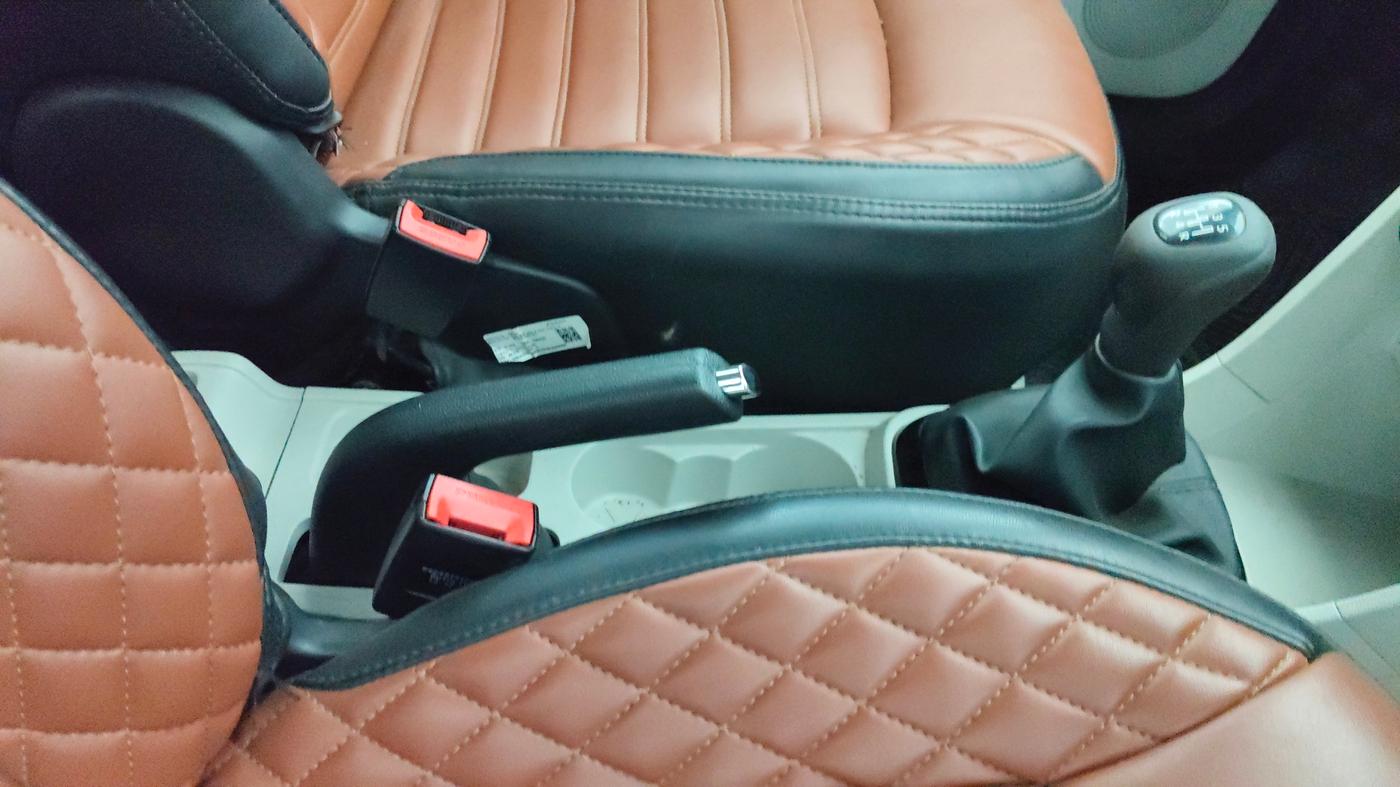 2023 Tata Tiago XZ PLUS PETROL, Petrol, Manual, 32,581 km, Gear Lever