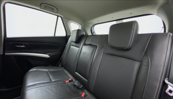 2015 Maruti S Cross ALPHA 1.3, Diesel, Manual, 47,274 km, Right Side Rear Door Cabin