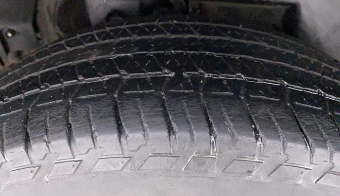 2019 Mahindra XUV500 W9, Diesel, Manual, 71,000 km, Right Rear Tyre Tread