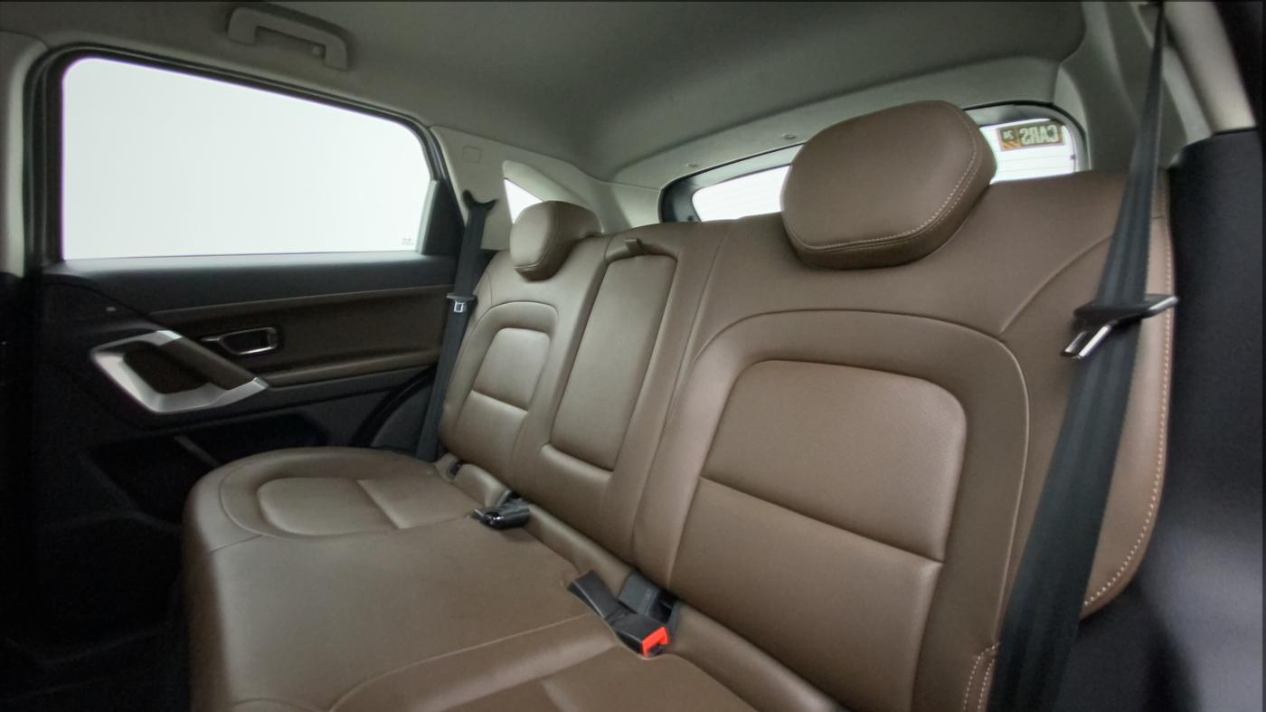 2019 Tata Harrier XZ 2.0L, Diesel, Manual, 96,749 km, Right Side Rear Door Cabin