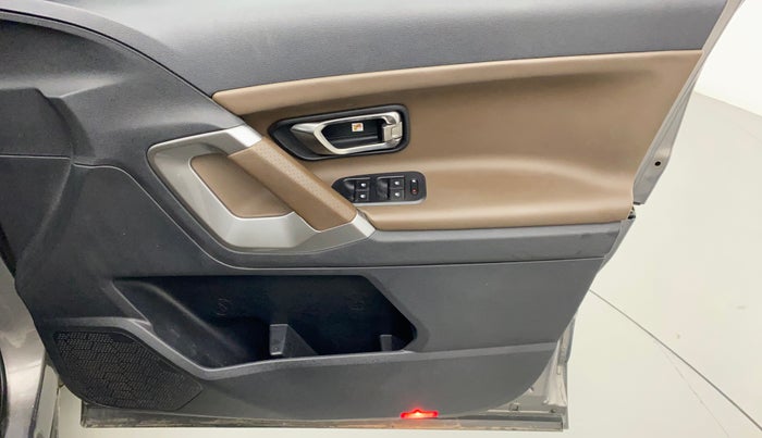 2019 Tata Harrier XZ 2.0L, Diesel, Manual, 96,749 km, Driver Side Door Panels Control