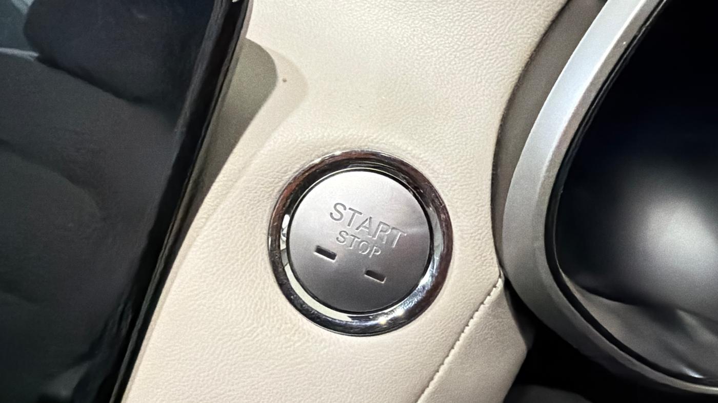 2024 MG ASTOR Select 1.5 CVT (Ivory), Petrol, Automatic, 24,466 km, Keyless Start/ Stop Button