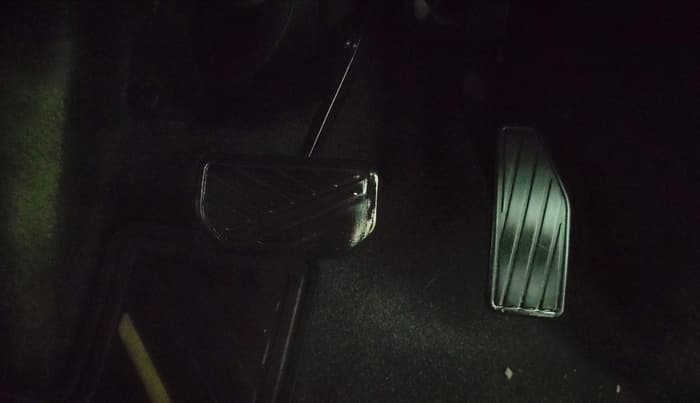 2018 Maruti IGNIS ALPHA 1.2 AMT, Petrol, Automatic, 68,474 km, Pedals