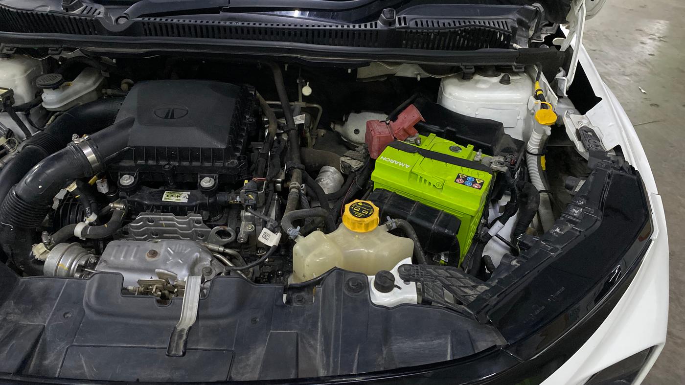 2024 Tata NEXON SMART 1.2 PETROL, Petrol, Manual, 27,945 km, Engine View - Left