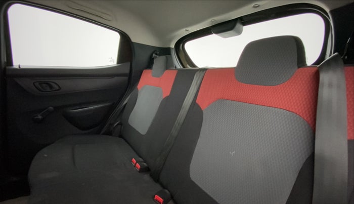 2016 Renault Kwid RXT, Petrol, Manual, 30,000 km, Right Side Rear Door Cabin