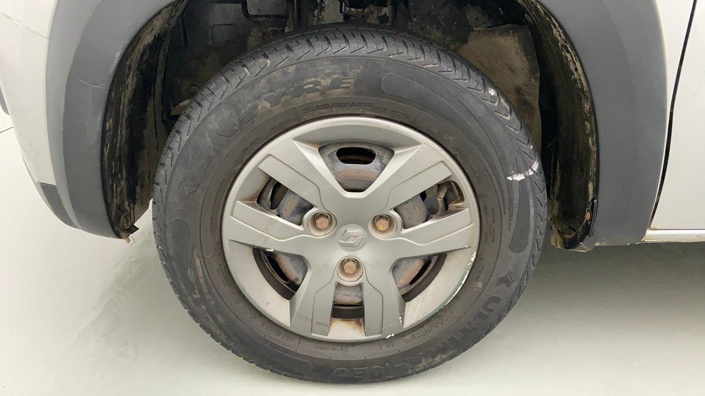 2017 Renault Kwid RXT 1.0 (O), Petrol, Manual, 23,602 km, Left Front Wheel