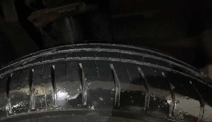 2023 Tata PUNCH ADVENTURE MT, Petrol, Manual, 37,330 km, Right Front Tyre Tread