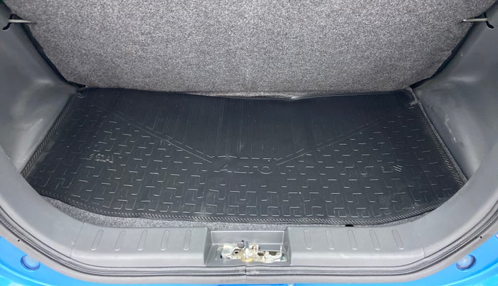 2018 Maruti Alto 800 LXI, Petrol, Manual, 7,431 km, Boot Inside