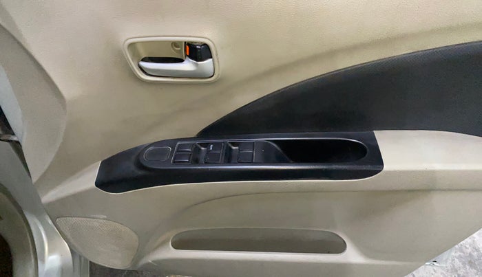 2016 Maruti Celerio VXI, Petrol, Manual, 90,947 km, Driver Side Door Panels Control
