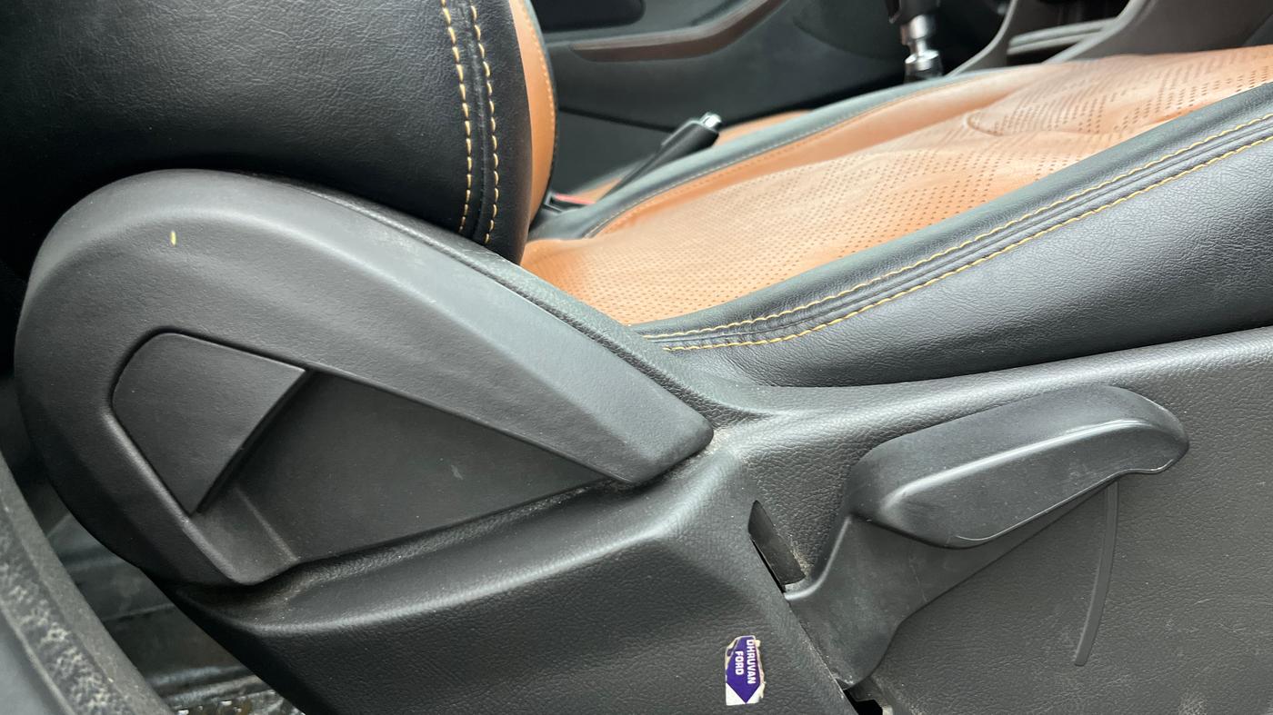 2018 Ford FREESTYLE TITANIUM 1.5 DIESEL, Diesel, Manual, 88,409 km, Driver Side Adjustment Panel
