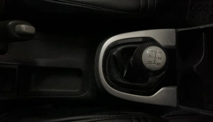 2019 Honda Jazz 1.2L I-VTEC V, Petrol, Manual, 72,335 km, Gear Lever