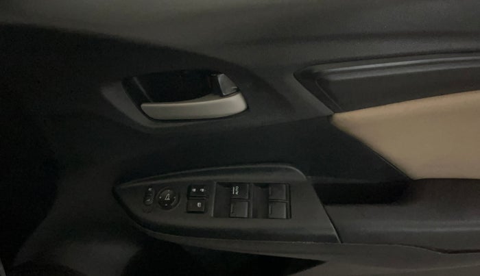 2019 Honda Jazz 1.2L I-VTEC V, Petrol, Manual, 72,335 km, Driver Side Door Panels Control