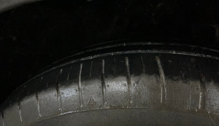 2019 Honda Jazz 1.2L I-VTEC V, Petrol, Manual, 72,335 km, Right Front Tyre Tread