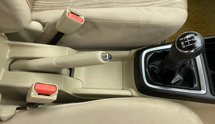 2017 Maruti Dzire ZDI Plus, Diesel, Manual, 41,939 km, Gear Lever