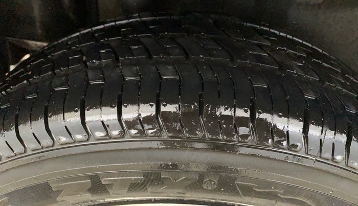 2019 Maruti Swift ZXI PLUS AMT, Petrol, Automatic, 90,055 km, Right Rear Tyre Tread