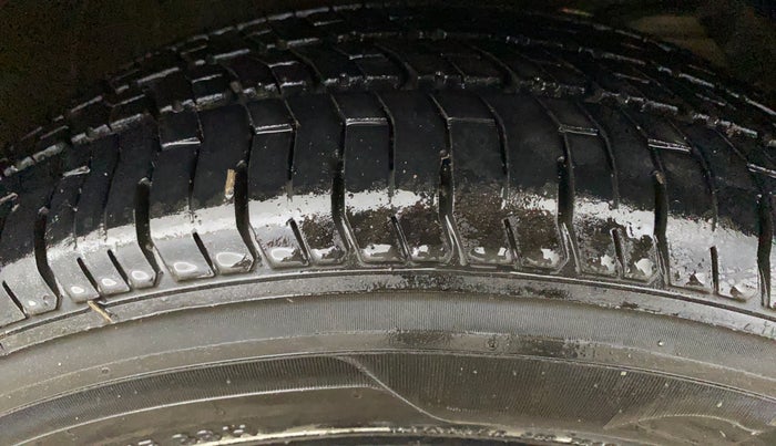 2019 Maruti Swift ZXI PLUS AMT, Petrol, Automatic, 90,055 km, Right Front Tyre Tread