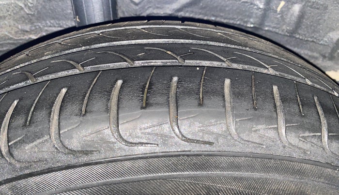 2021 Honda Amaze 1.5L I-DTEC VX, Diesel, Manual, 57,109 km, Right Rear Tyre Tread