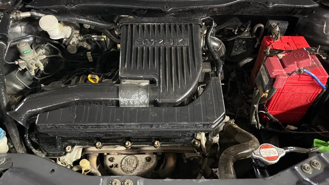 2015 Maruti Swift LXI, Petrol, Manual, 55,184 km, Engine View