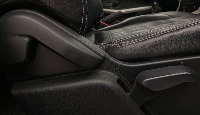 2017 Ford Ecosport TITANIUM + 1.5L DIESEL, Diesel, Manual, 97,865 km, Driver Side Adjustment Panel