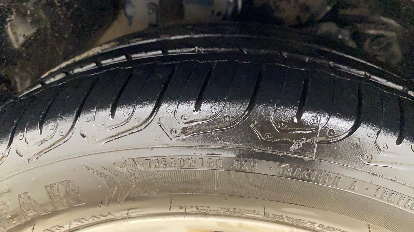 2014 Tata Zest XT PETROL, Petrol, Manual, 66,014 km, Right Front Tyre Tread