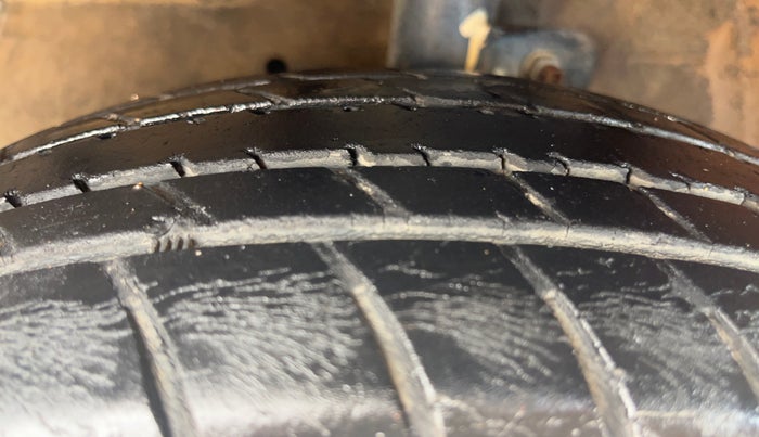 2019 Maruti Celerio VXI, Petrol, Manual, 36,157 km, Left Front Tyre Tread
