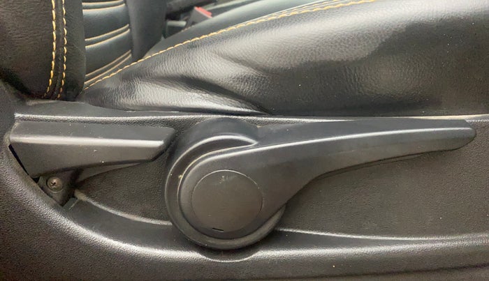 2019 Tata Tiago XZ PLUS PETROL, Petrol, Manual, 46,153 km, Driver Side Adjustment Panel