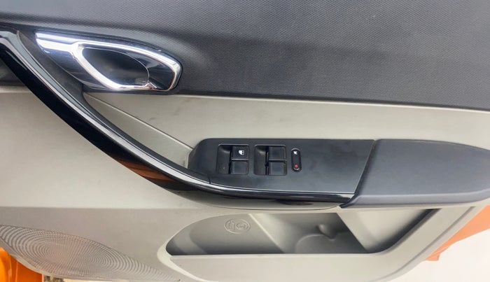 2019 Tata Tiago XZ PLUS PETROL, Petrol, Manual, 46,153 km, Driver Side Door Panels Control