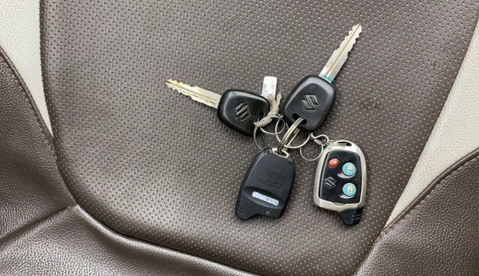 2015 Maruti Alto 800 LXI, Petrol, Manual, 44,966 km, Key Close Up