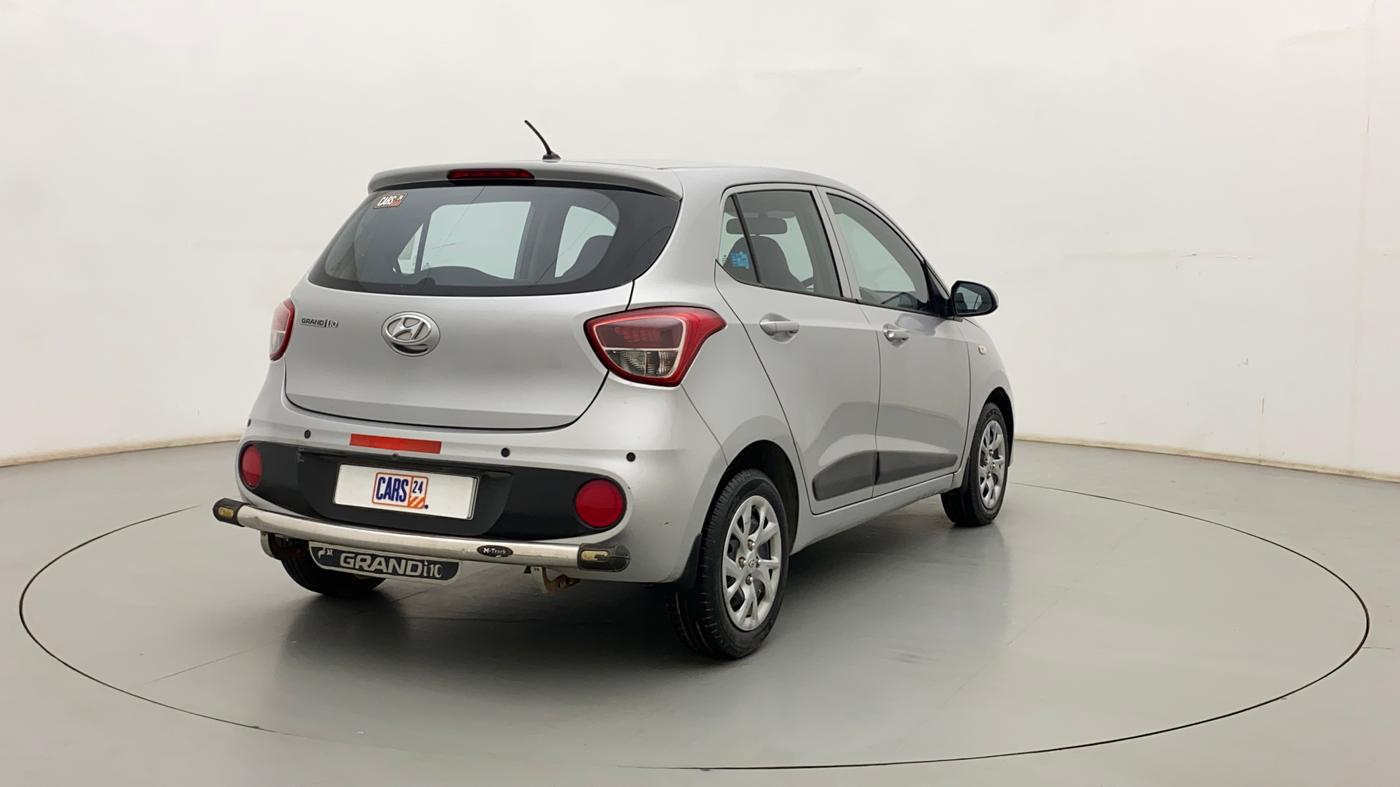 2018 Hyundai Grand i10 MAGNA 1.2 KAPPA VTVT, Petrol, Manual, 61,237 km, Right Back Diagonal