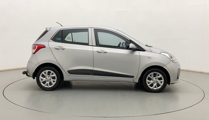 2018 Hyundai Grand i10 MAGNA 1.2 KAPPA VTVT, Petrol, Manual, 61,237 km, Right Side View