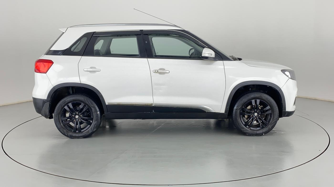 2018 Maruti Vitara Brezza ZDI PLUS, Diesel, Manual, 50,465 km, Right Side View