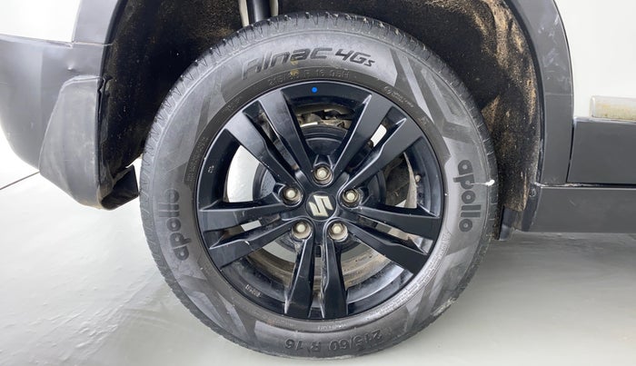 2018 Maruti Vitara Brezza ZDI PLUS, Diesel, Manual, 50,465 km, Right Rear Wheel
