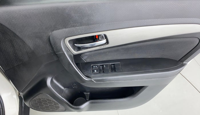 2018 Maruti Vitara Brezza ZDI PLUS, Diesel, Manual, 50,465 km, Driver Side Door Panels Control