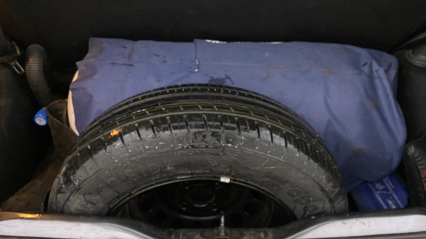 2022 Tata PUNCH CREATIVE  AMT, CNG, Automatic, 72,499 km, Spare Tyre