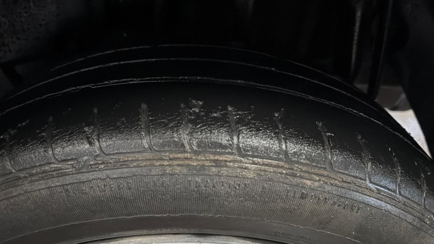 2020 Tata TIGOR XZ PLUS PETROL, Petrol, Manual, 44,457 km, Left Rear Tyre Tread
