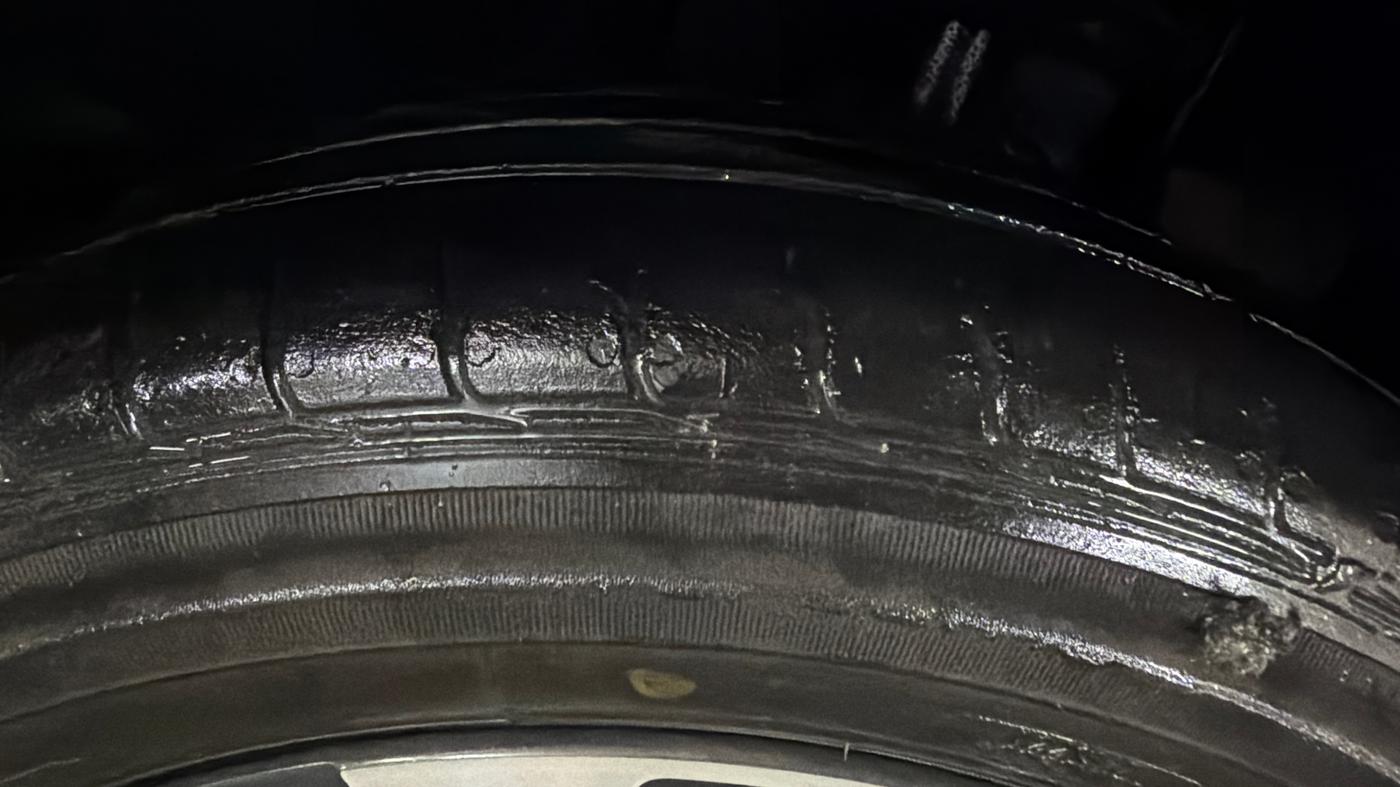 2020 Tata TIGOR XZ PLUS PETROL, Petrol, Manual, 44,457 km, Right Front Tyre Tread