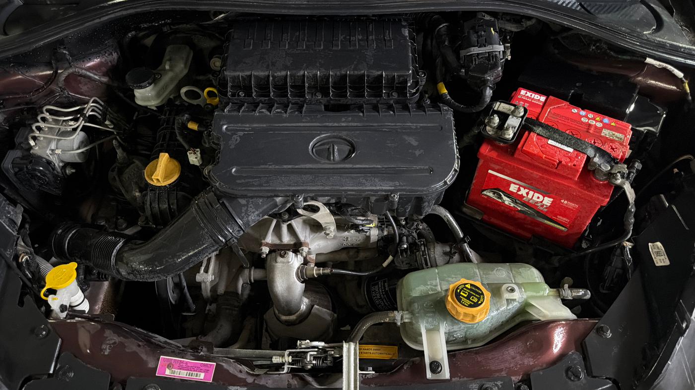 2020 Tata TIGOR XZ PLUS PETROL, Petrol, Manual, 44,457 km, Engine View