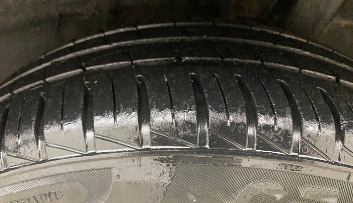 2020 Hyundai GRAND I10 NIOS SPORTZ AMT 1.2 KAPPA VTVT, Petrol, Automatic, 12,551 km, Left Rear Tyre Tread