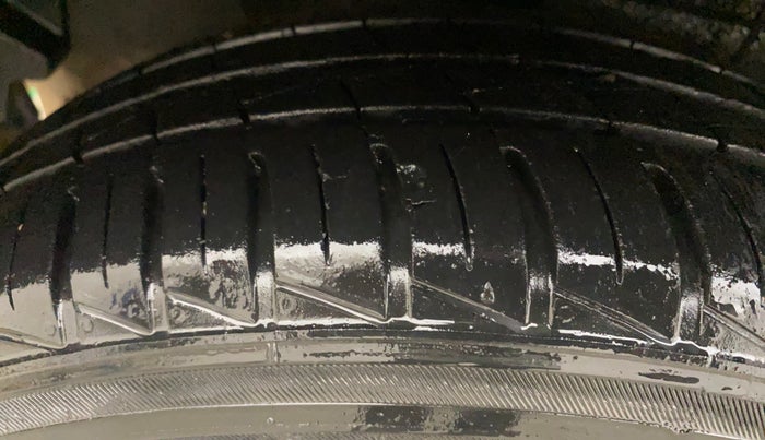 2020 Hyundai GRAND I10 NIOS SPORTZ AMT 1.2 KAPPA VTVT, Petrol, Automatic, 12,551 km, Right Rear Tyre Tread