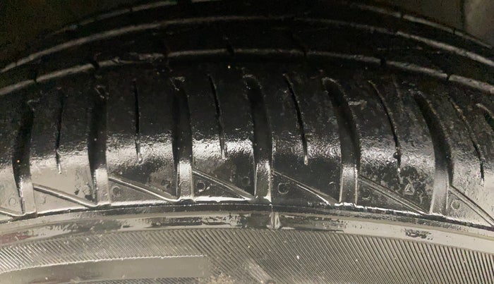 2020 Hyundai GRAND I10 NIOS SPORTZ AMT 1.2 KAPPA VTVT, Petrol, Automatic, 12,551 km, Right Front Tyre Tread