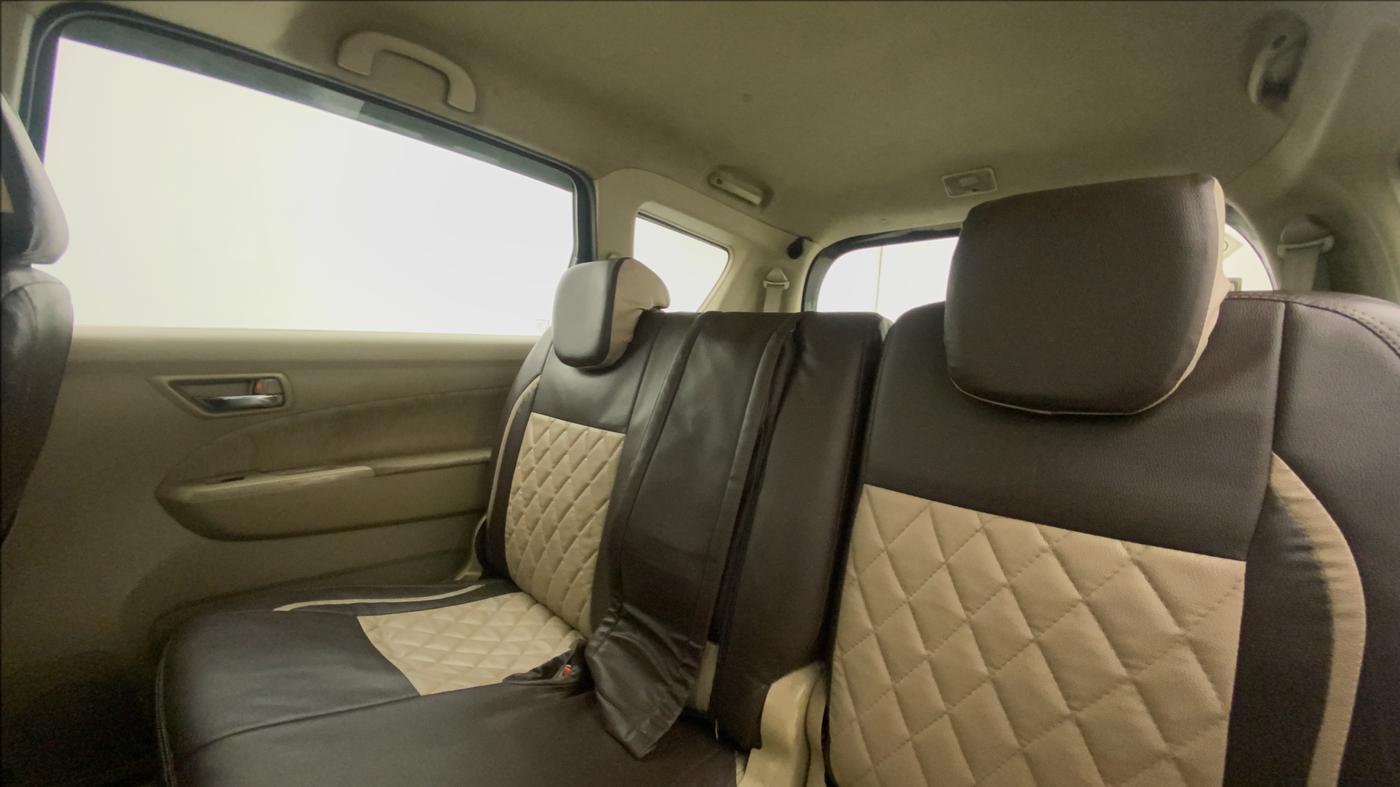 2014 Maruti Ertiga VXI CNG, CNG, Manual, 86,836 km, Right Side Rear Door Cabin