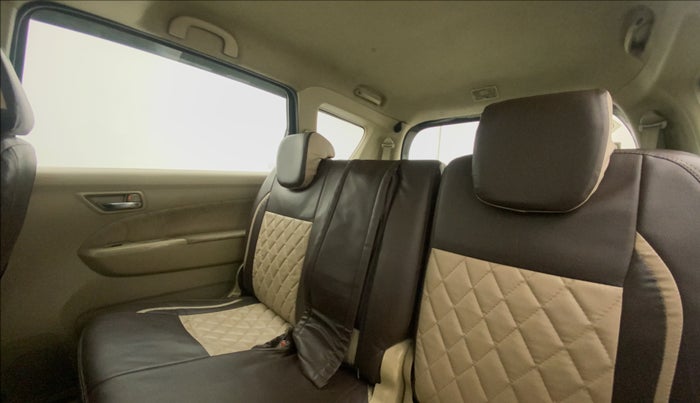 2014 Maruti Ertiga VXI CNG, CNG, Manual, 86,836 km, Right Side Rear Door Cabin