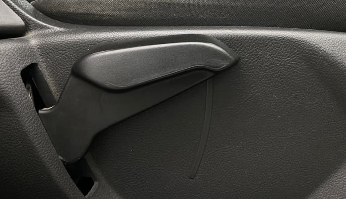 2018 Ford FREESTYLE TITANIUM PLUS 1.2 PETROL, Petrol, Manual, 70,815 km, Driver Side Adjustment Panel