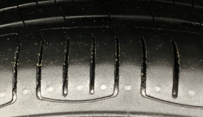 2018 Ford FREESTYLE TITANIUM PLUS 1.2 PETROL, Petrol, Manual, 70,815 km, Right Rear Tyre Tread