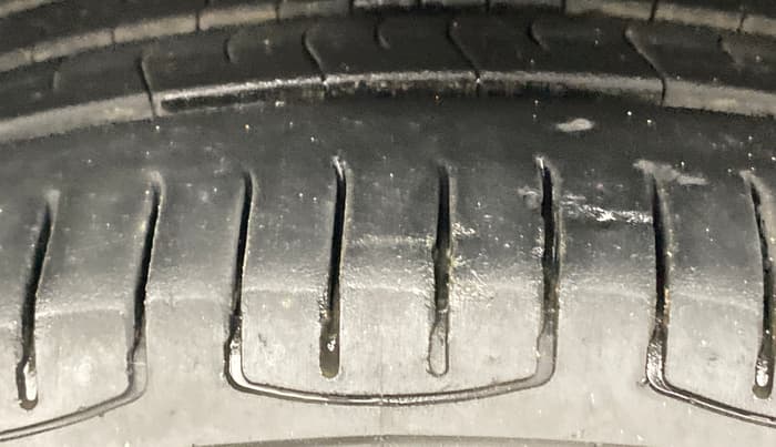 2018 Ford FREESTYLE TITANIUM PLUS 1.2 PETROL, Petrol, Manual, 70,815 km, Left Front Tyre Tread