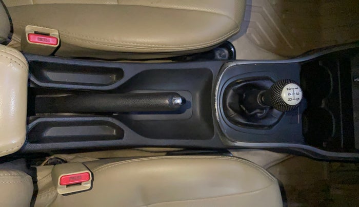 2018 Honda City 1.5L I-VTEC V MT, Petrol, Manual, 47,106 km, Gear Lever