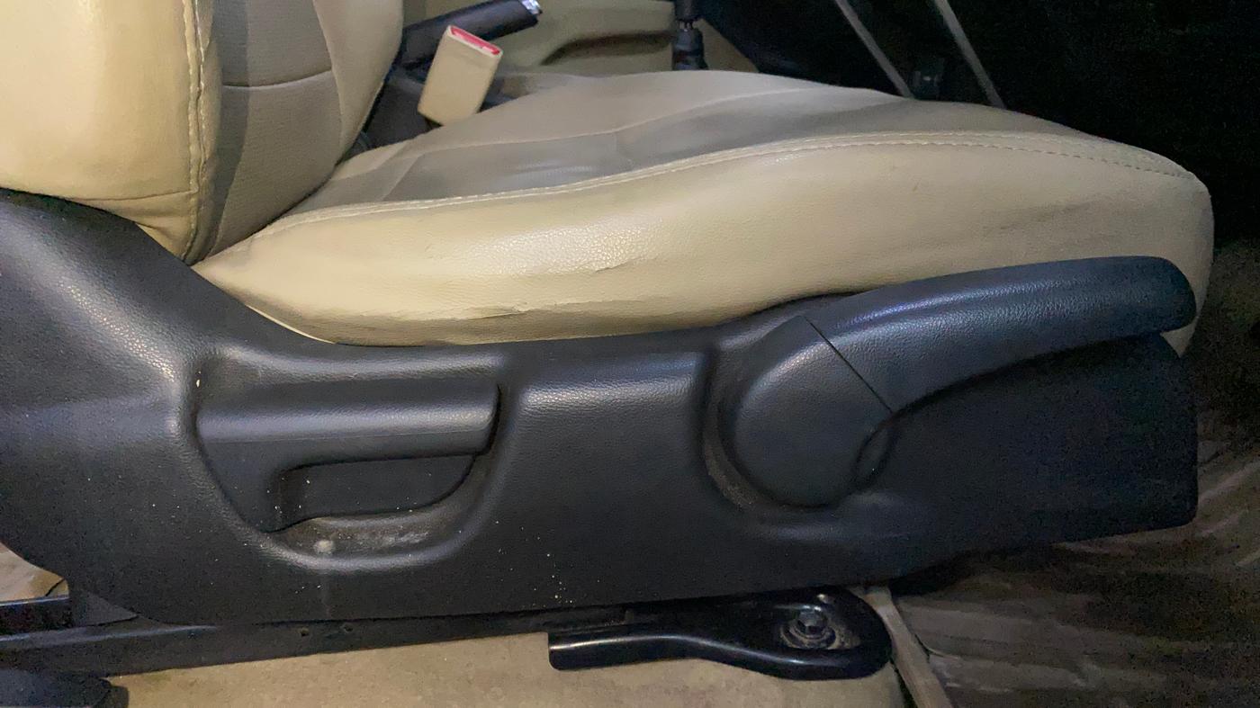 2018 Honda City 1.5L I-VTEC V MT, Petrol, Manual, 46,288 km, Driver Side Adjustment Panel
