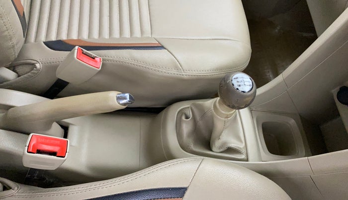 2015 Maruti Swift Dzire VXI, Petrol, Manual, 54,026 km, Gear Lever