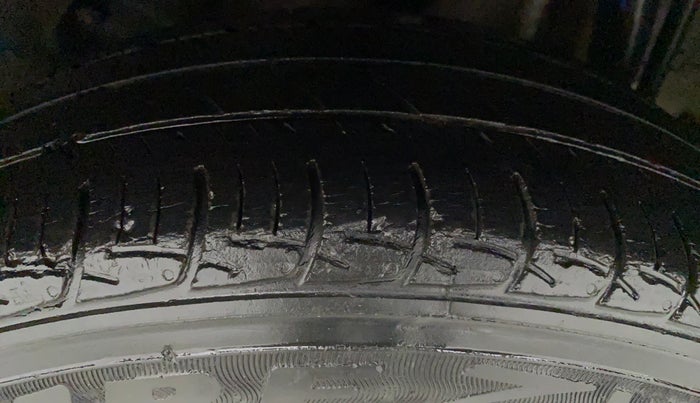 2018 Tata Tiago XZA PETROL, Petrol, Automatic, 1 km, Left Rear Tyre Tread